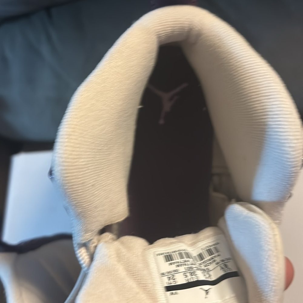Jordan 12 - Picture 6 of 7
